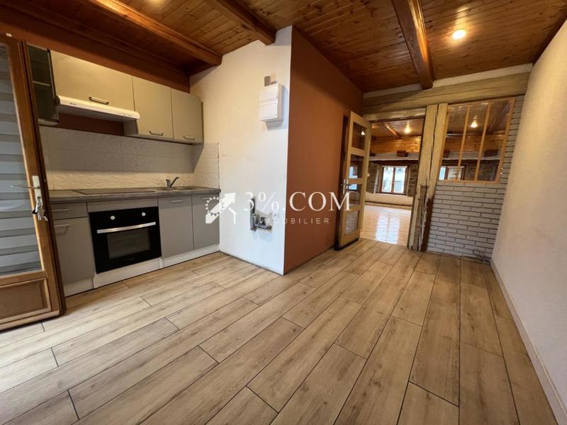 Maison - 219 m² - 8 pièces