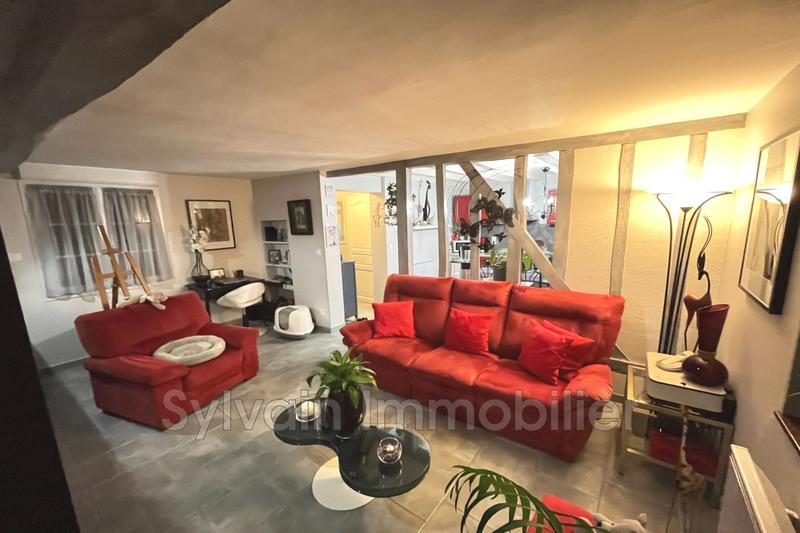 Maison - 96 m² - 8 pièces