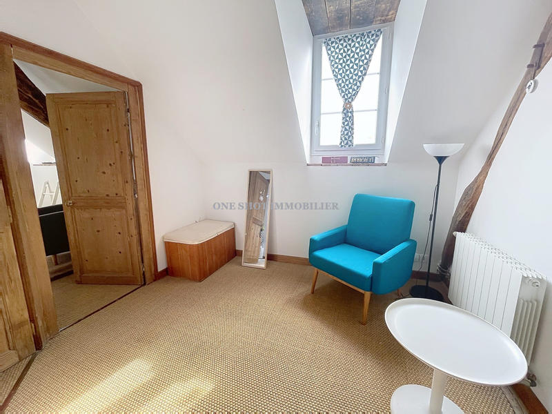 Maison ancienne - 205 m² - 7 pièces