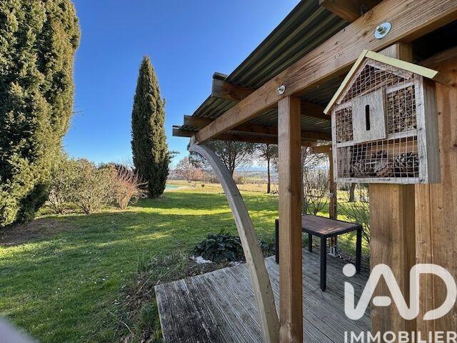 Maison - 194 m² - 6 pièces