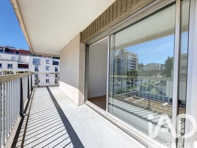 Studio - 25 m² - 1 pièce