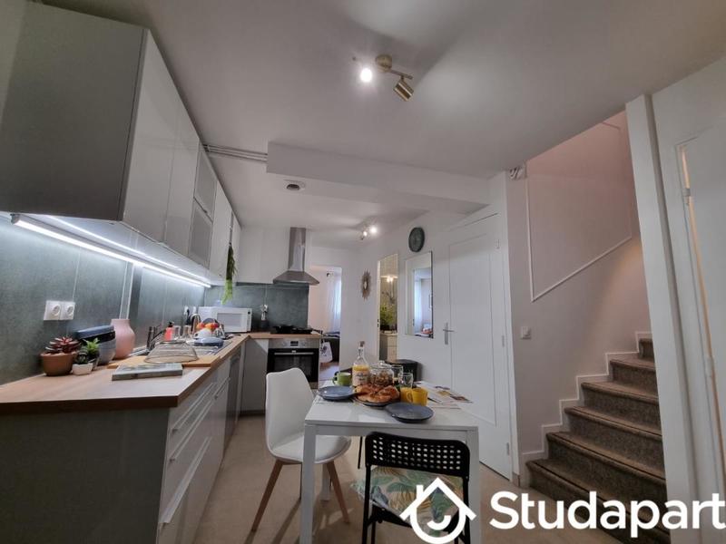 Chambre - 11 m² - 1 pièce