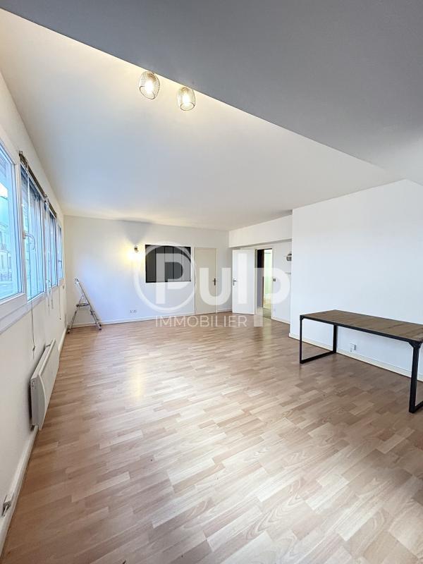 Divers - 69 m² - 2 pièces