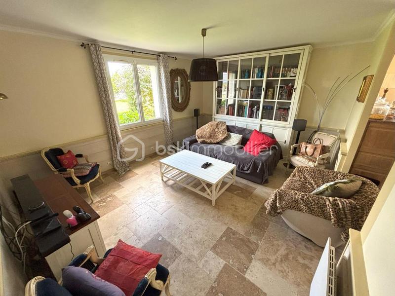 Maison traditionnelle - 200 m² - 6 pièces