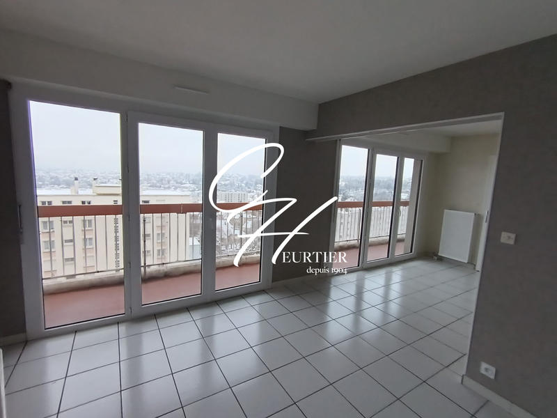 Appartement - 84 m² - 4 pièces