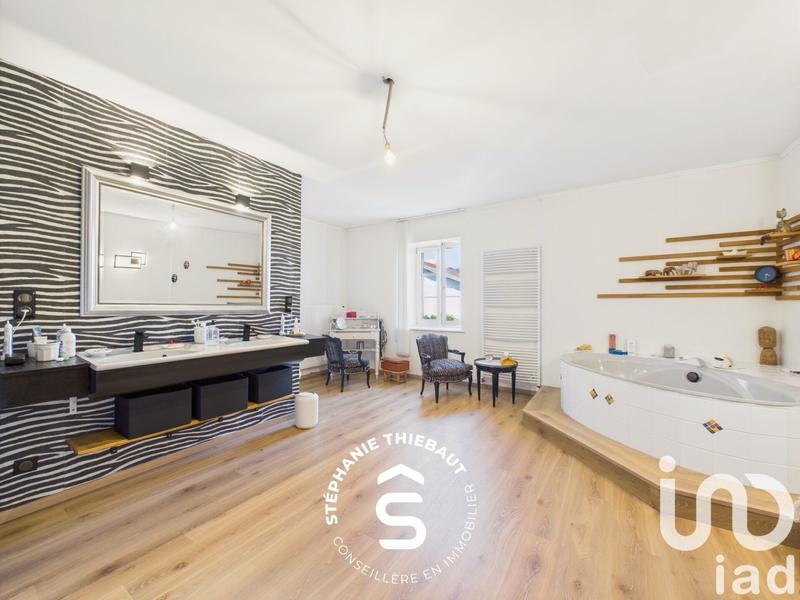 Ferme - 242 m² - 8 pièces