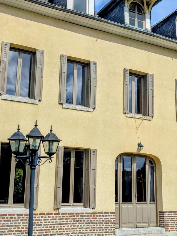 Maison - 200 m² - 8 pièces