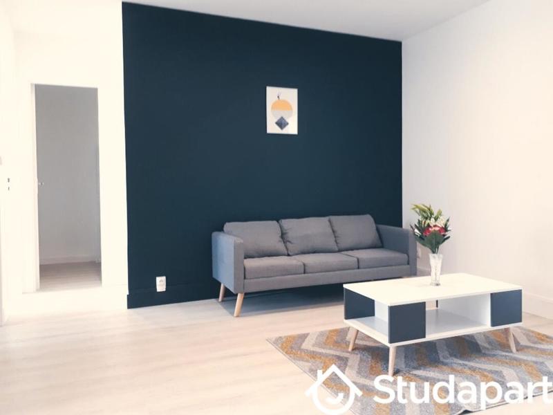 Chambre - 11 m² - 1 pièce