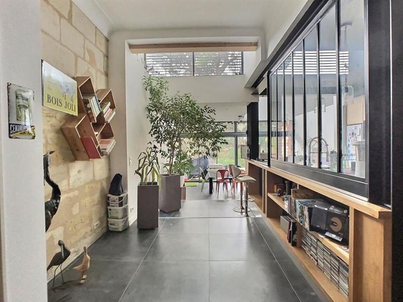 Maison - 208 m² - 7 pièces