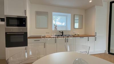 Maison de ville - 80 m² - 5 pièces