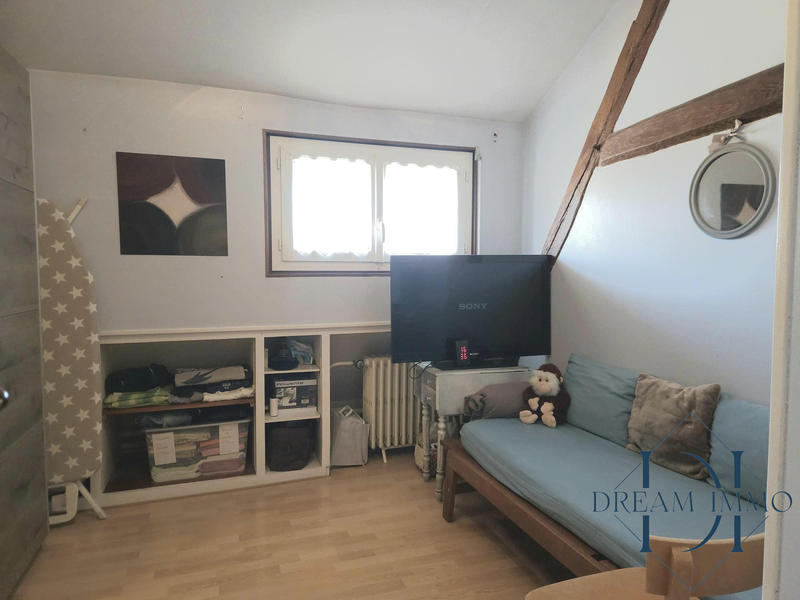 Maison - 187 m² - 7 pièces