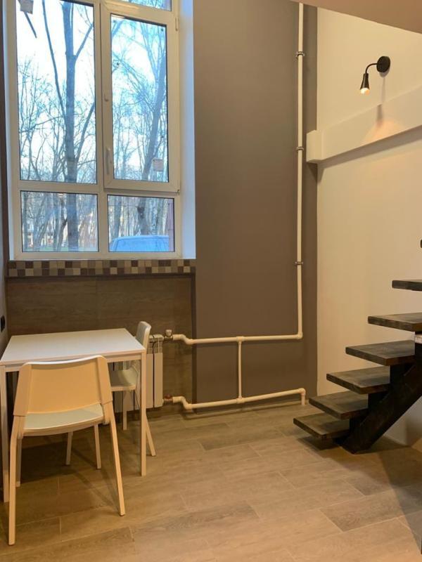 Studio - 16 m² - 1 pièce