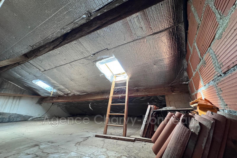 Maison - 182 m² - 9 pièces