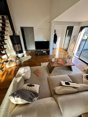 Maison - 90 m² - 5 pièces