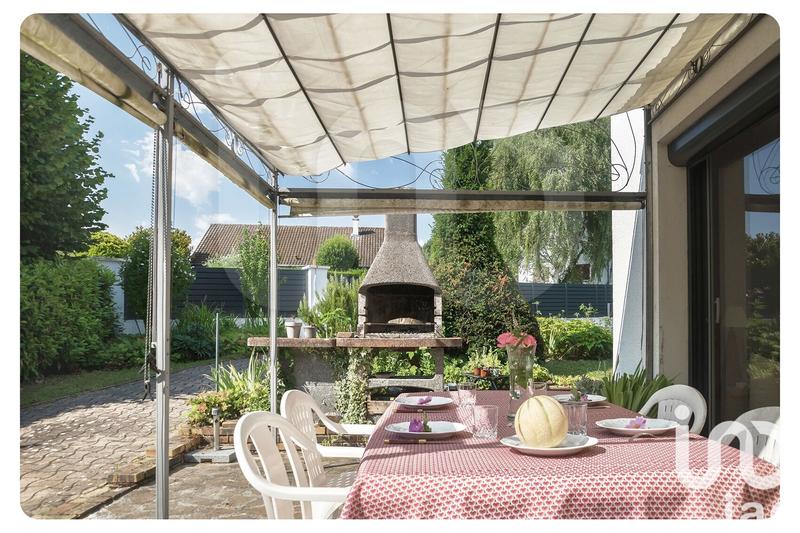 Maison - 184 m² - 8 pièces