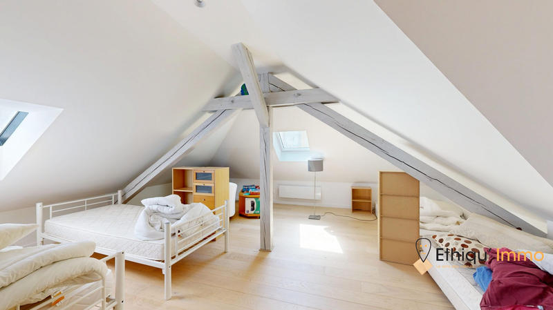 Appartement - 195 m² - 5 pièces