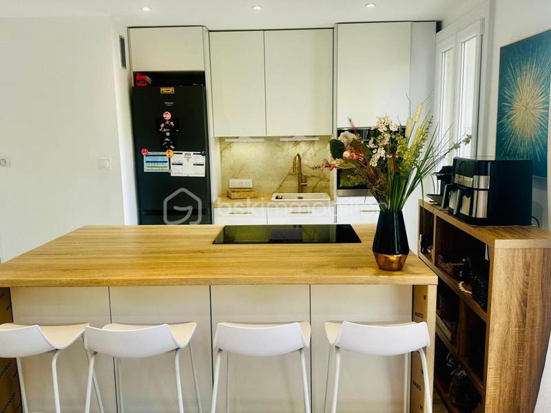 Appartement - 67 m² - 4 pièces