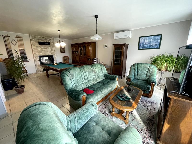 Maison - 188 m² - 8 pièces