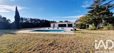 Maison - 285 m² - 5 pièces