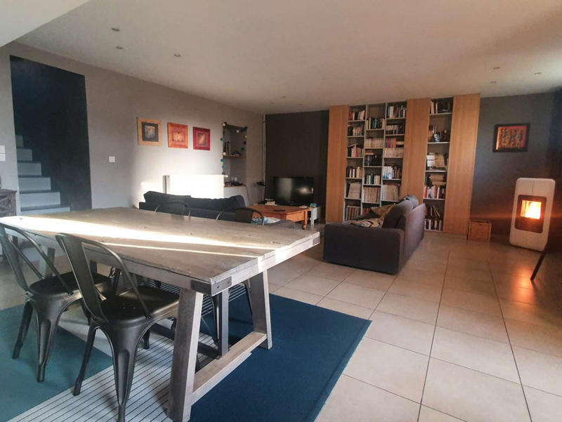 Maison - 160 m² - 7 pièces