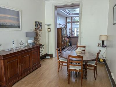 Maison de ville - 146 m² - 6 pièces