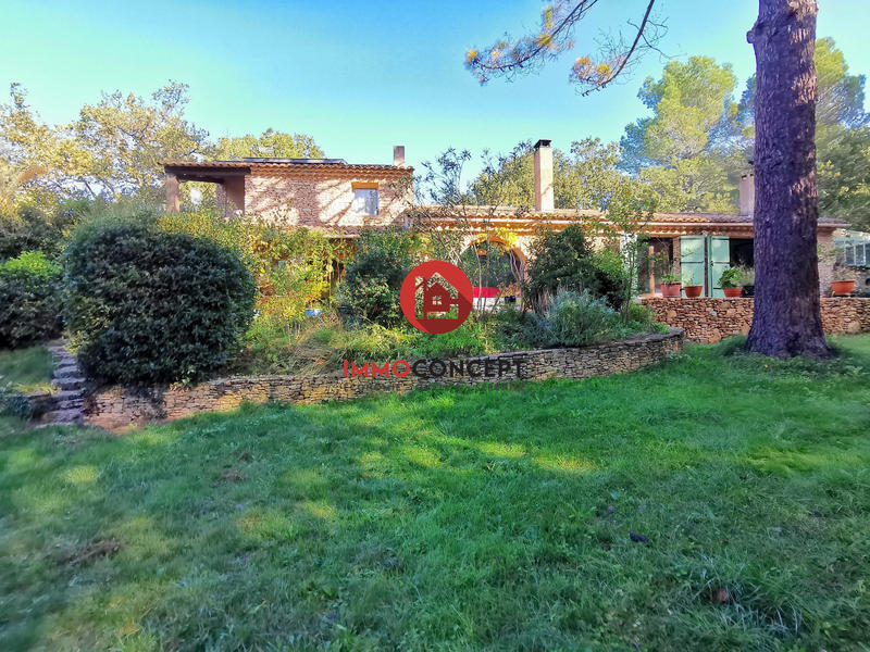 Mas - 268 m² - 9 pièces