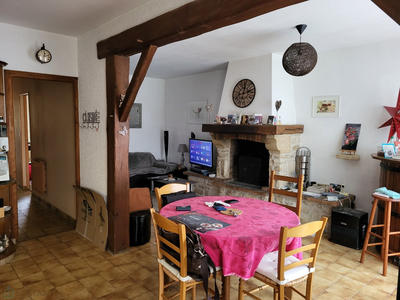 Maison - 80 m² - 3 pièces