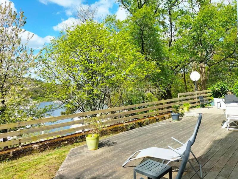 Propriété - 294 m² - 9 pièces