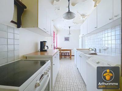 Appartement - 104 m² - 5 pièces