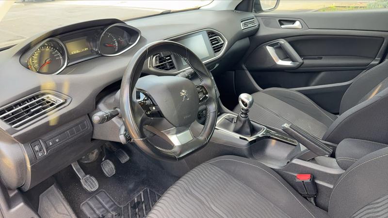 Peugeot 308 1.6 BlueHDi 120 Active Business