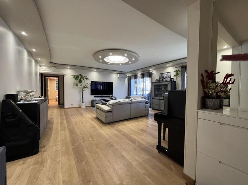 Villa - 142 m² - 4 pièces