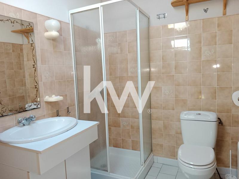 Maison traditionnelle - 160 m² - 6 pièces