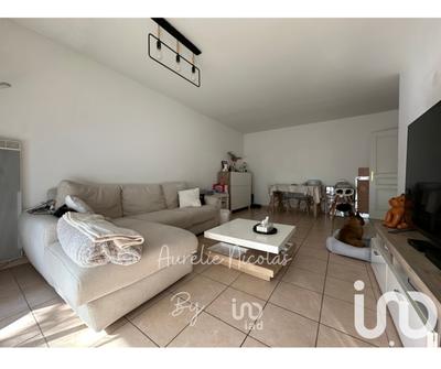 Appartement - 65 m² - 3 pièces