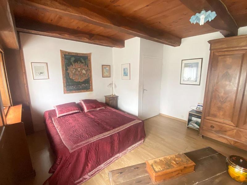 Maison - 200 m² - 8 pièces