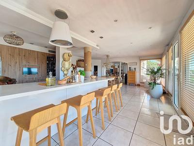 Maison de maîtres - 234 m² - 7 pièces