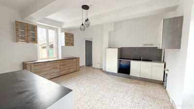 Appartement - 115 m² - 5 pièces