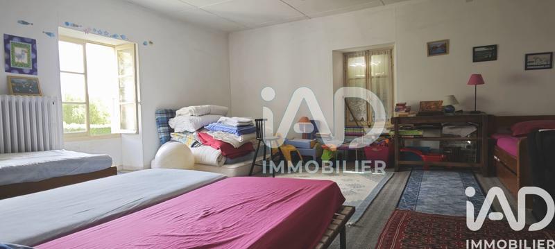 Maison - 228 m² - 7 pièces