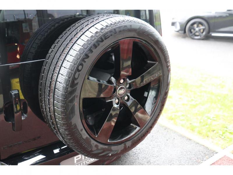 Land Rover Defender P300e Phev X-Dynamic Hse