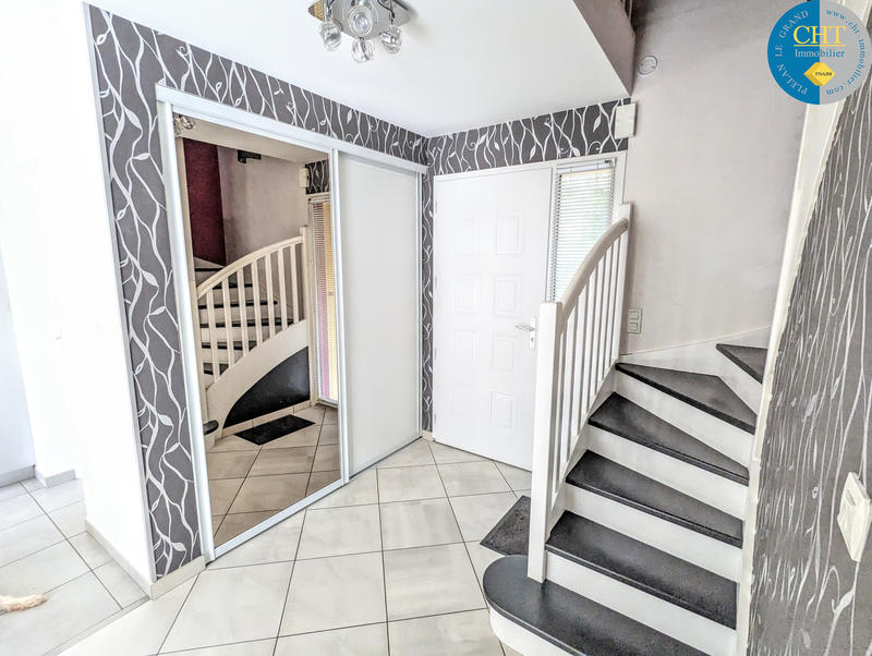 Maison - 120 m² - 6 pièces