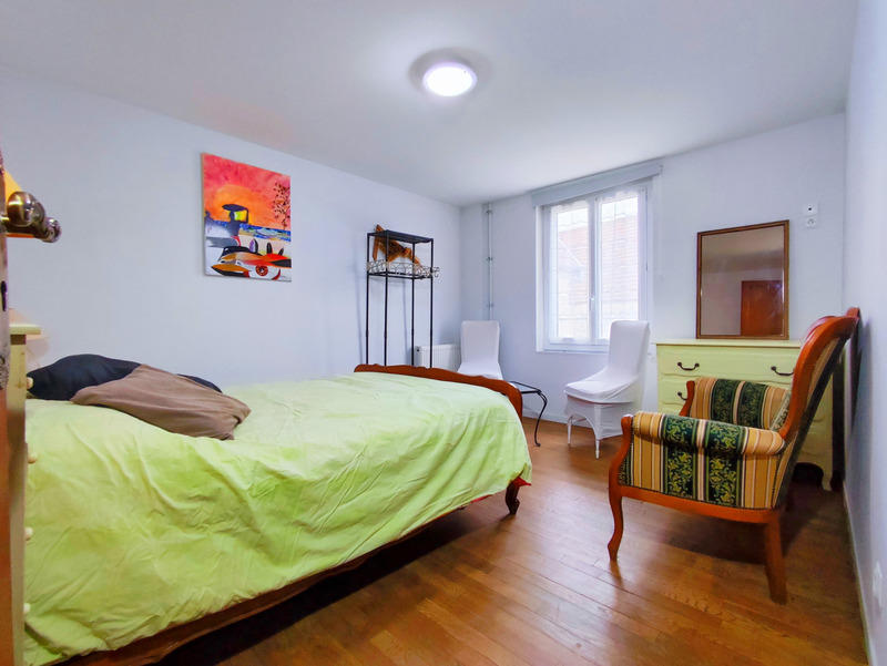 Maison - 319 m² - 12 pièces