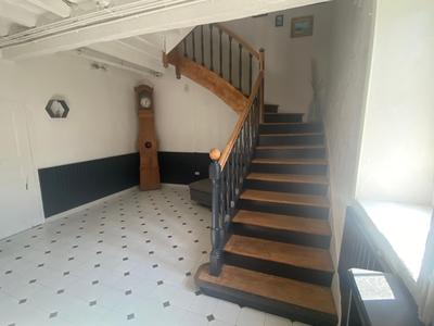 Maison - 206 m² - 7 pièces