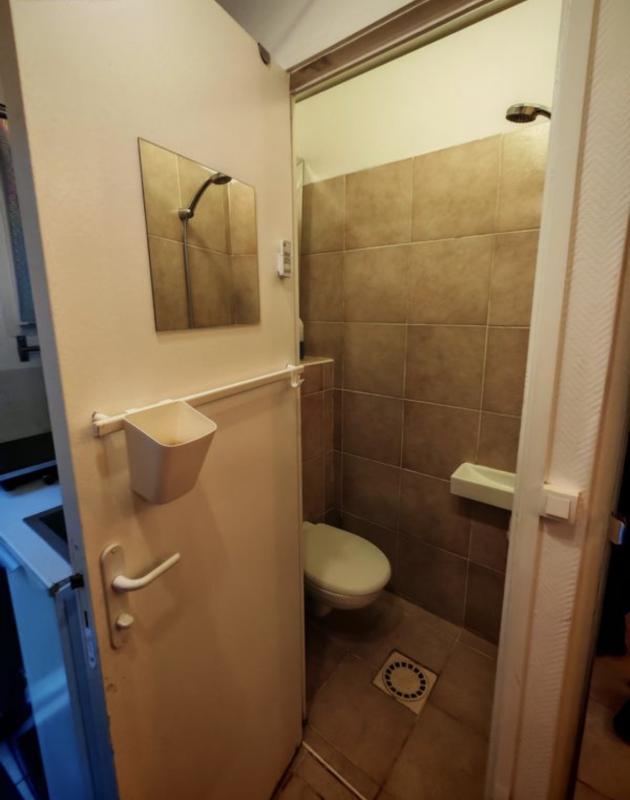 Studio - 10 m² - 1 pièce