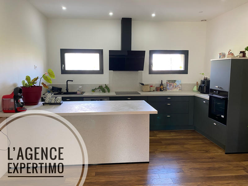 Maison - 122 m² - 4 pièces