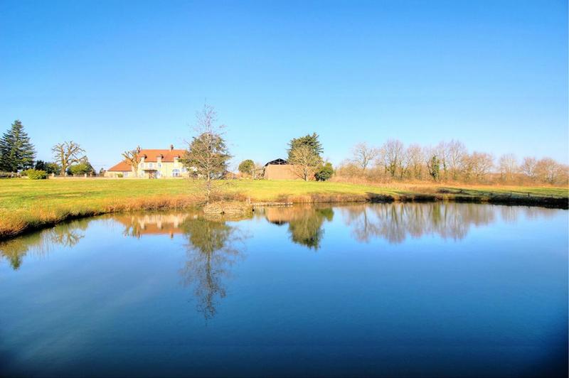 Maison de maîtres - 350 m² - 11 pièces