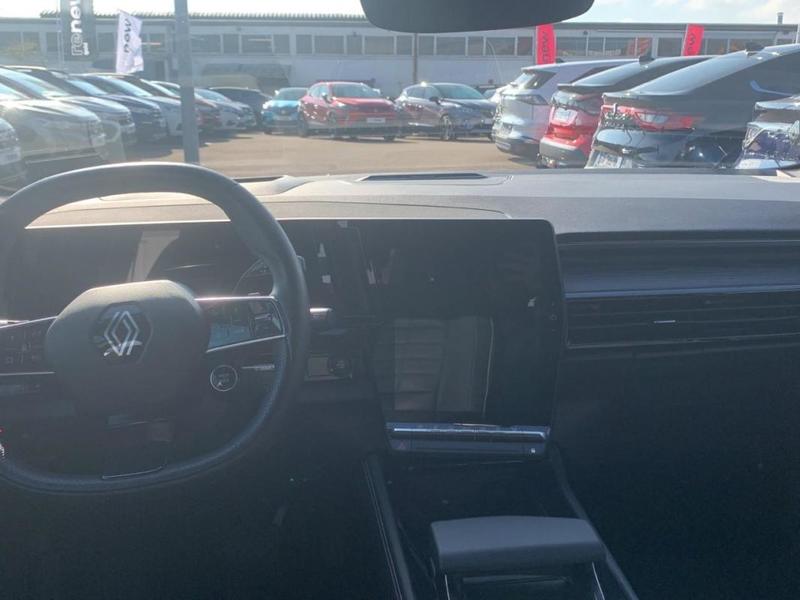 Renault Austral E-Tech hybrid 200 Iconic