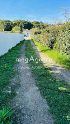 Terrain constructible - 404 m²