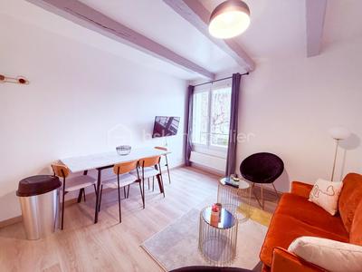Immeuble - 92 m² - 5 pièces