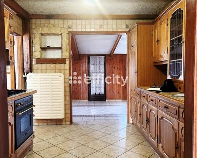 Maison - 137 m² - 7 pièces