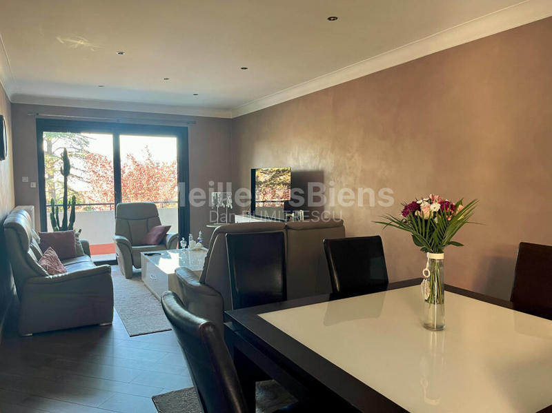 Villa - 229 m² - 7 pièces