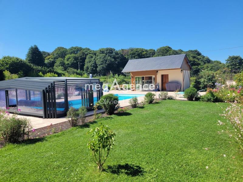 Longère - 236 m² - 9 pièces